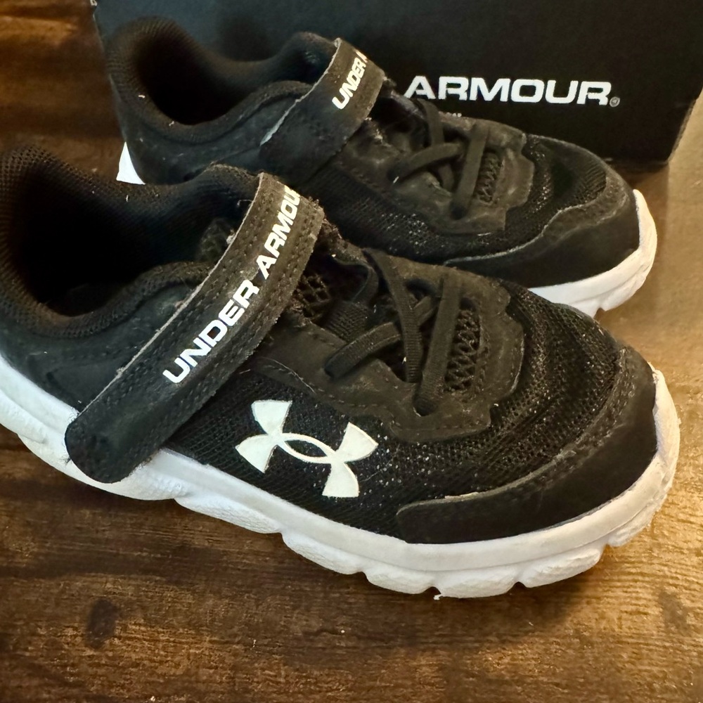 Under Armour Kids Black Sneakers with White Details
